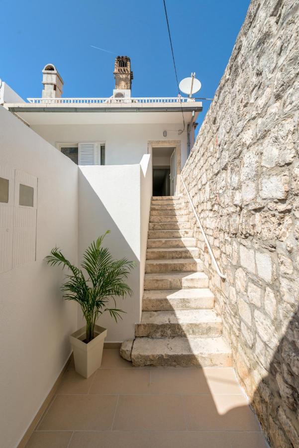 Apartments Villa Tudor 2 Hvar Town Esterno foto