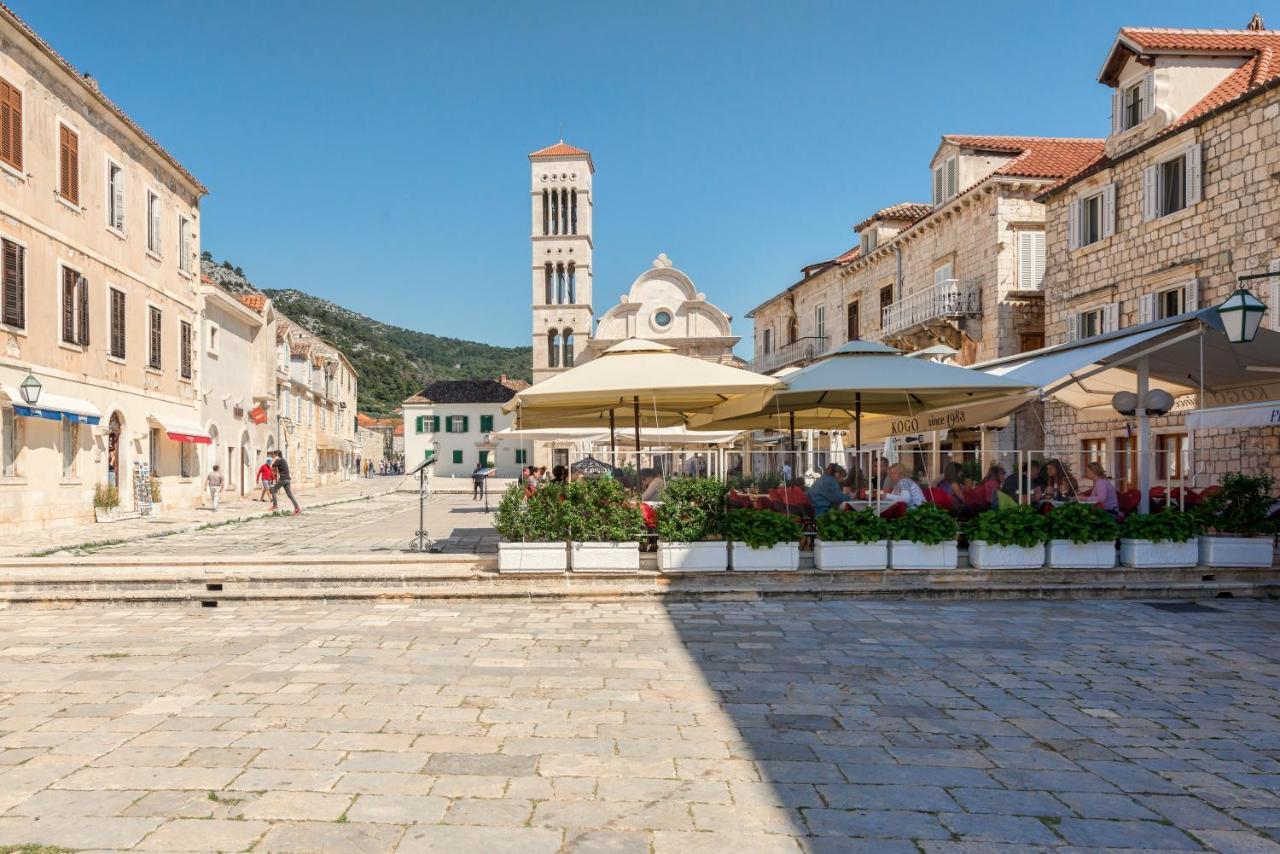 Apartments Villa Tudor 2 Hvar Town Esterno foto
