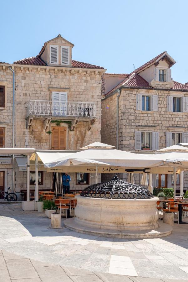 Apartments Villa Tudor 2 Hvar Town Esterno foto